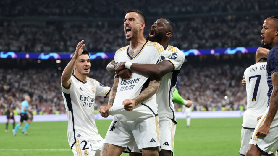 关于巴黎圣日耳曼险胜多特蒙德，贝尔乌龙送礼西甲的信息